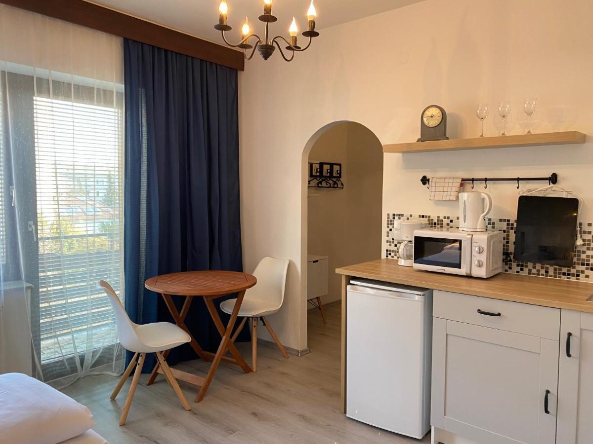 Helenental Pension & Apartments バーデン エクステリア 写真